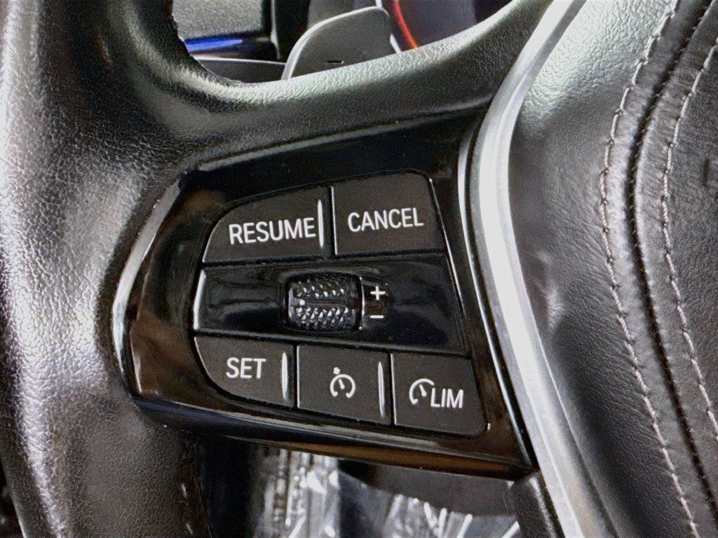 Used 2021 BMW 530i w/ Premium Package RWD image 13