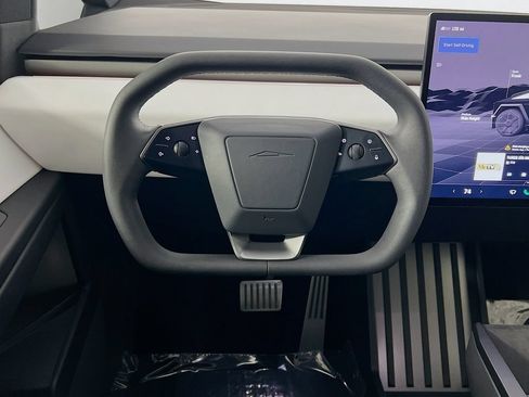 Used 2024 Tesla Cybertruck AWD Crew Cab image 11