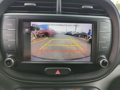 Used 2024 Kia Soul LX w/ Option Group 015 FWD image 25
