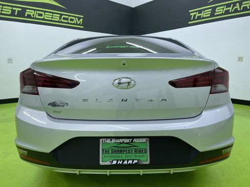 Used 2019 Hyundai Elantra SE image 8