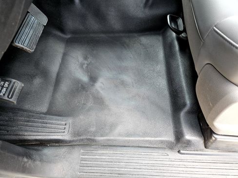 Used 2015 Chevrolet Silverado 3500 W/T image 32