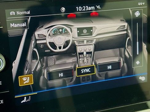 New 2026 Volkswagen Taos SEL AWD/4WD image 36