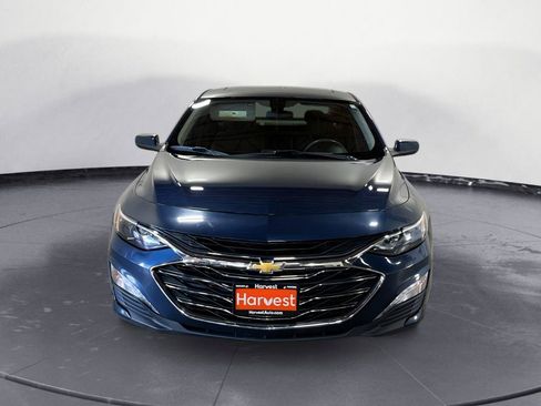 Used 2022 Chevrolet Malibu LT FWD image 2