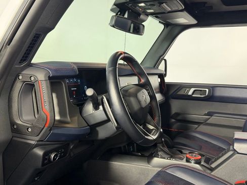 Used 2025 Ford Bronco Raptor AWD/4WD image 25
