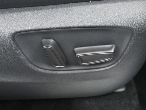 Used 2020 Toyota Highlander Platinum image 39