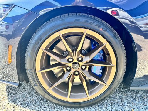 New 2025 Ford Mustang Dark Horse image 5