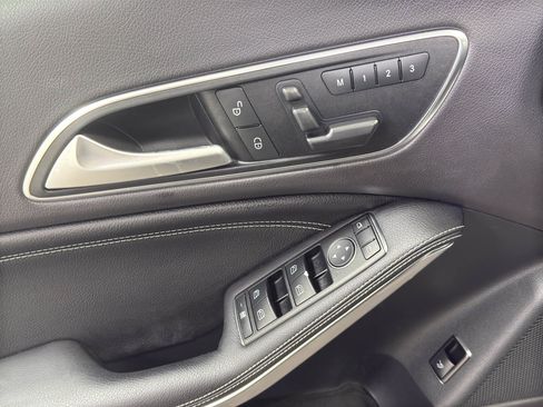 Used 2015 Mercedes-Benz CLA 250 4MATIC image 12