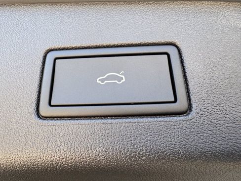 Used 2024 Volkswagen ID.4 S image 35