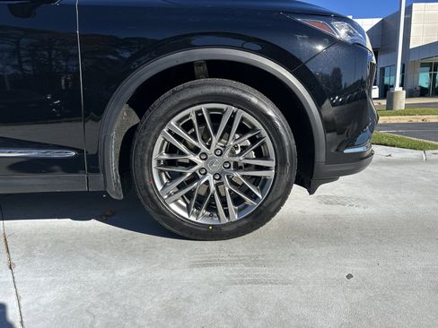 Used 2024 Acura MDX SH-AWD w/ Advance Package image 13