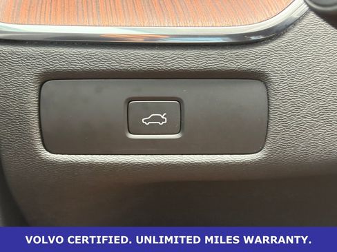 Certified 2023 Volvo XC60 B5 Plus AWD/4WD image 20