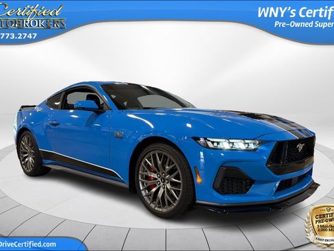 Used 2024 Ford Mustang GT Premium RWD image 3