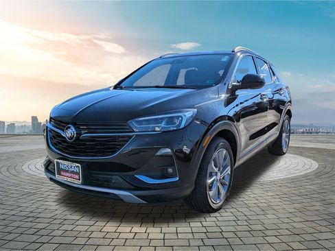 Used 2023 Buick Encore GX Essence w/ Experience Buick Package image 9