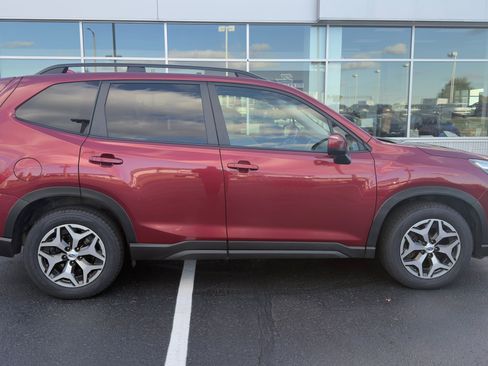 Used 2020 Subaru Forester Premium w/ Popular Package #1 image 2