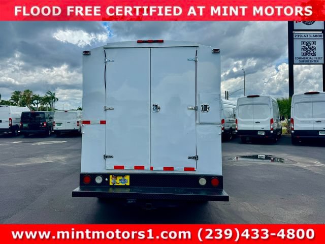 Used 2015 Ford E-350 and Econoline 350 Super Duty w/ Power Windows & Locks Group RWD image 16