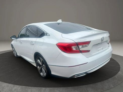 Used 2020 Honda Accord Touring image 7