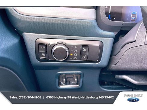 New 2026 Ford Maverick XL w/ Equipment Group 101A AWD/4WD image 23