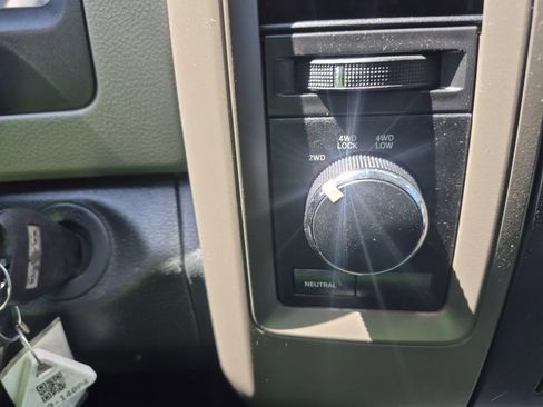 Used 2012 RAM 1500 Express w/ ST Popular Equipment Group AWD/4WD image 25