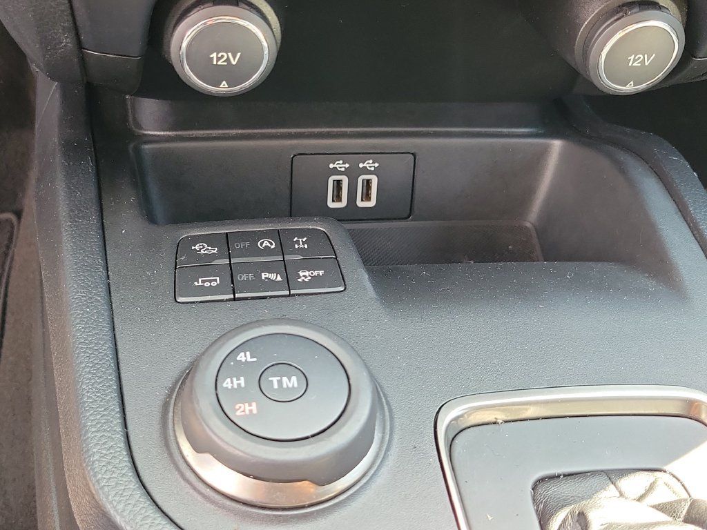 Used 2019 Ford Ranger Lariat w/ Black Appearance Package AWD/4WD image 28