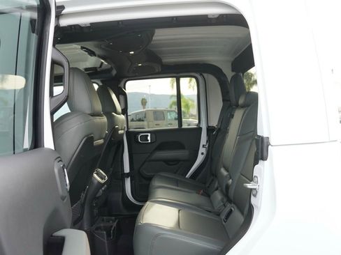 New 2026 Jeep Gladiator Mojave image 20