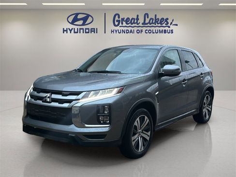 Used 2025 Mitsubishi Outlander Sport SE image 1