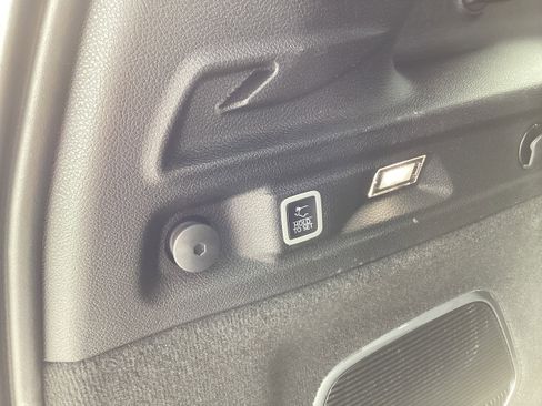 Used 2025 Jeep Grand Cherokee L Summit AWD/4WD image 16
