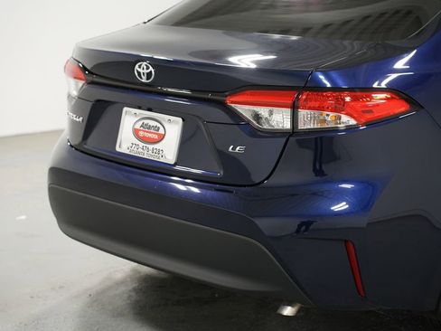 Used 2025 Toyota Corolla LE image 9