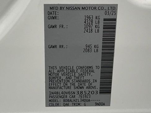 Used 2025 Nissan Altima 2.5 SV image 66