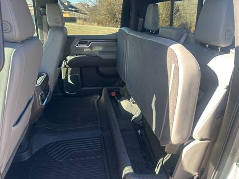 Used 2024 Chevrolet Silverado 1500 LTZ image 23