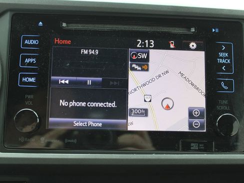 Used 2019 Toyota Tacoma TRD Sport image 14