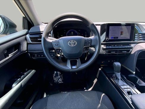 Used 2025 Toyota Camry LE FWD image 6
