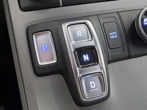 Used 2021 Hyundai Palisade SE AWD/4WD image 19