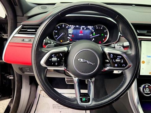 Used 2022 Jaguar XF R-Dynamic SE AWD/4WD image 15