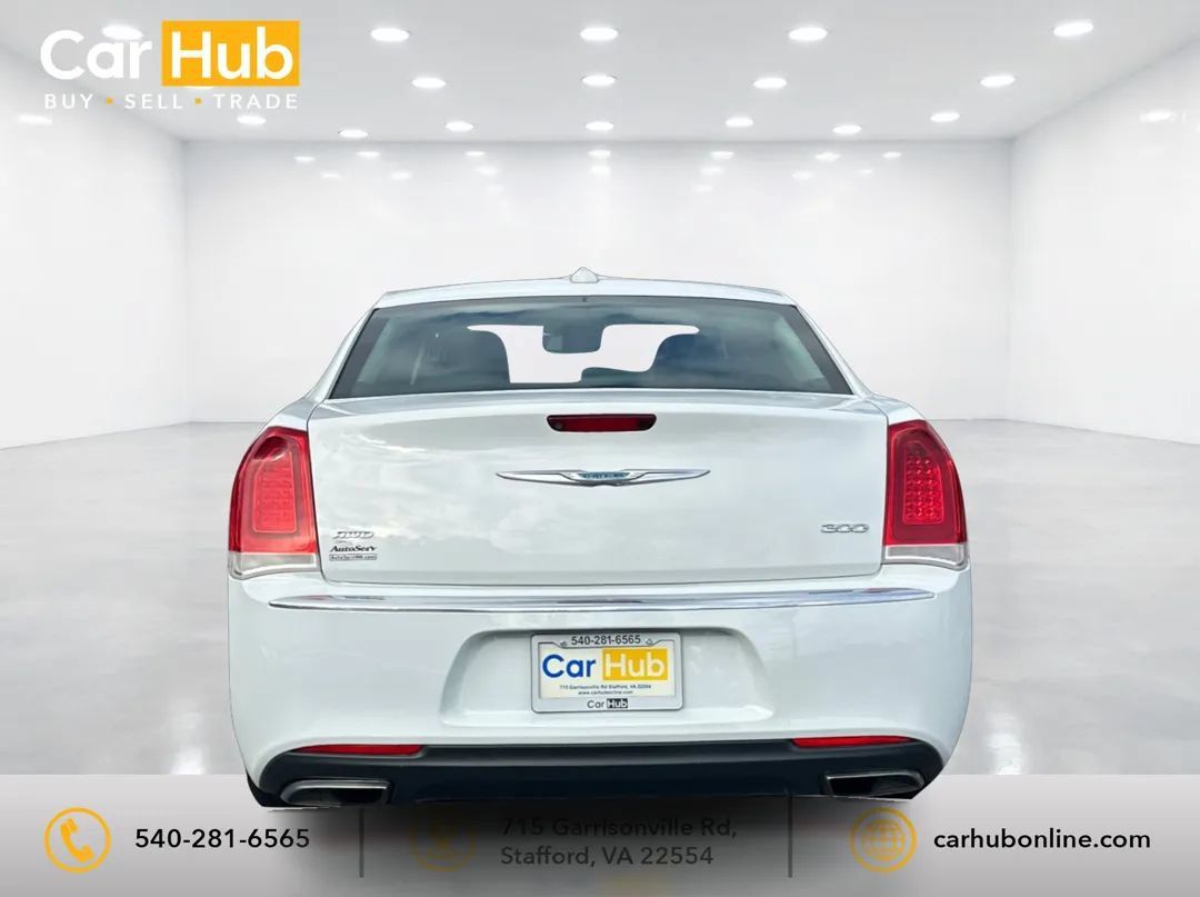Used 2015 Chrysler 300 Limited w/ Driver Convenience Group AWD/4WD image 5