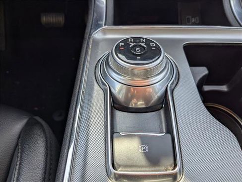 Used 2024 Ford Edge Titanium image 16