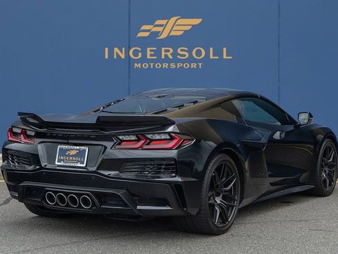 Used 2024 Chevrolet Corvette Z06 image 7