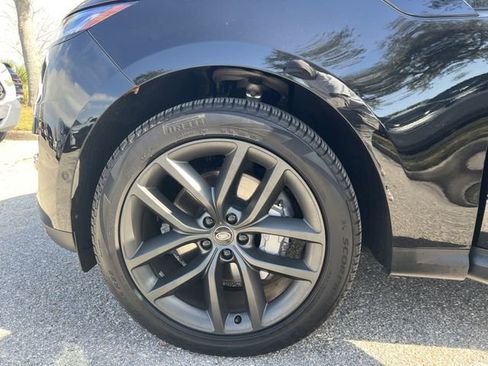 Used 2024 Land Rover Range Rover Sport SE image 34