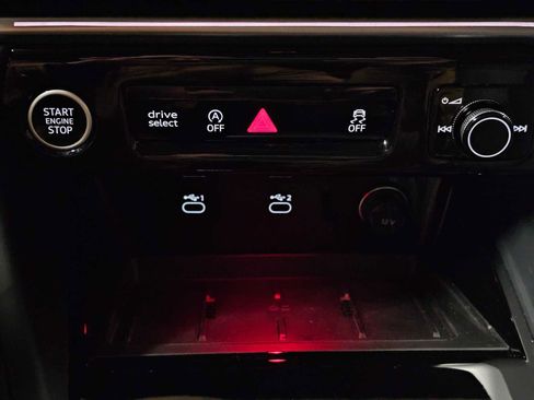 New 2025 Audi Q5 Prestige image 29