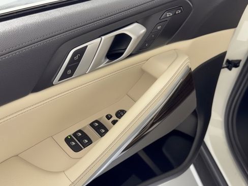 Used 2020 BMW X6 sDrive40i w/ Premium Package RWD image 15