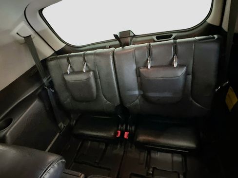 Used 2014 Lexus GX 460 image 31