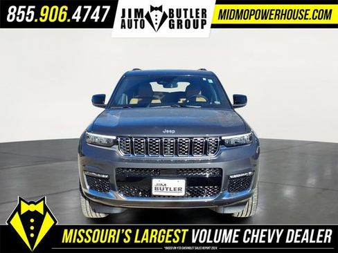 Used 2025 Jeep Grand Cherokee L Summit w/ Advanced Protech Group IV AWD/4WD image 12
