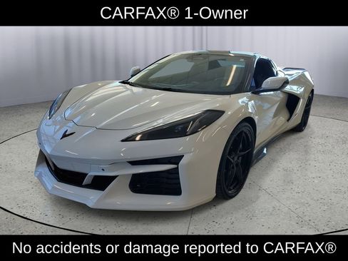 Used 2024 Chevrolet Corvette E-Ray image 2