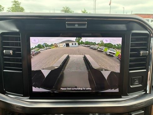 Used 2026 Ford F350 Lariat AWD/4WD image 21