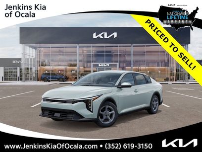 New 2025 Kia K4 LXS