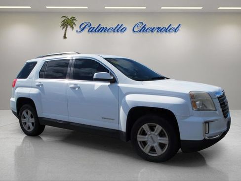Used 2016 GMC Terrain SLE FWD image 1