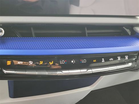 New 2026 Cadillac Optiq Luxury 1 image 15