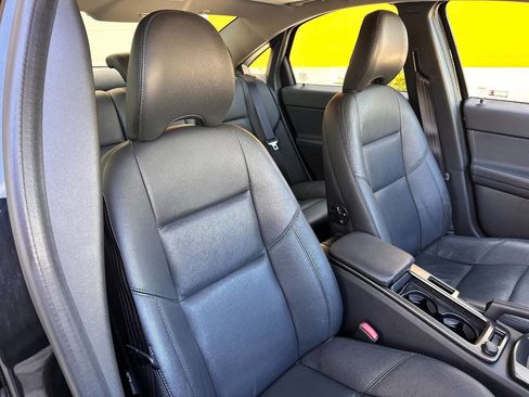 Used 2009 Volvo S40 T5 R-Design image 49