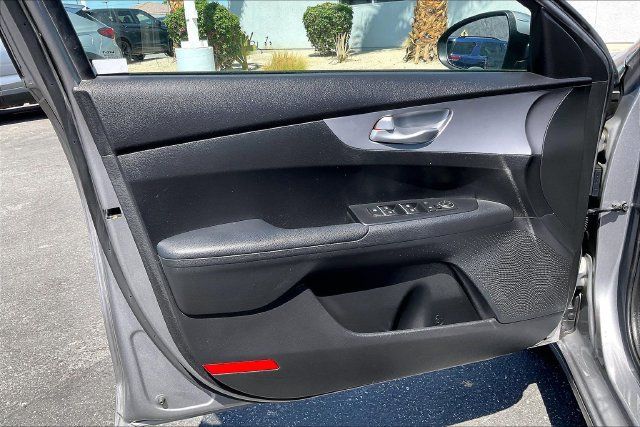 Used 2023 Kia Forte LXS FWD image 22