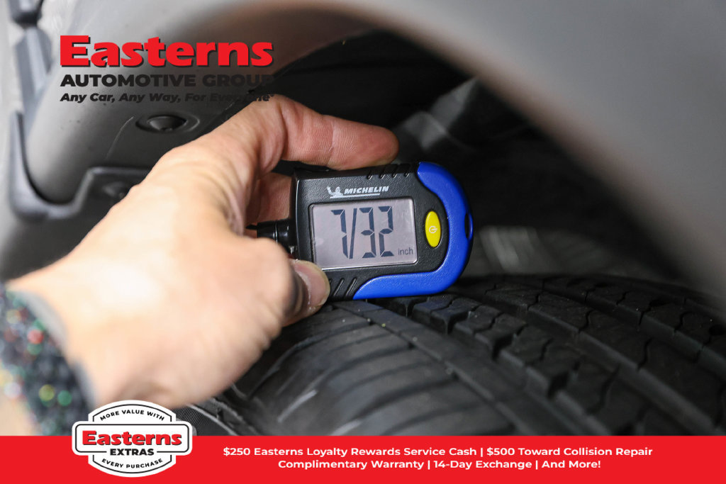 Used 2023 Nissan Rogue SV AWD/4WD image 29