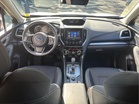 Certified 2024 Subaru Forester Premium AWD/4WD image 10