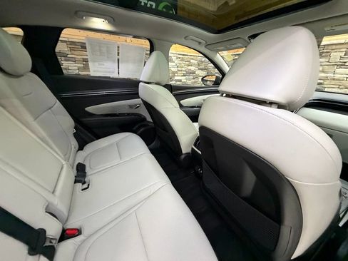 Used 2022 Hyundai Tucson Limited AWD/4WD image 43